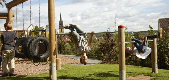 Balanse, hinderløype, parkour Balanse, hinderløype, parkour